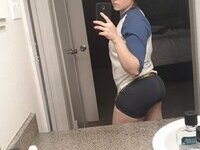 Muscled bisexual tomboy