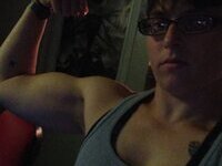 Muscled bisexual tomboy
