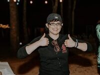 Muscled bisexual tomboy