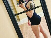 Muscled bisexual tomboy