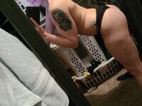Muscled bisexual tomboy