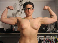 Muscled bisexual tomboy