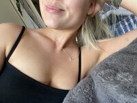 Perfect blonde selfie girl private nudes close up and masturbate