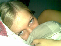 Stunning blonde girlfriend home selfies