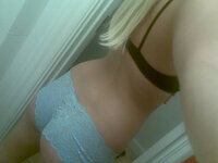 Stunning blonde girlfriend home selfies