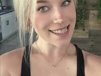 Innocent blonde Kyra