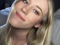 Innocent blonde Kyra