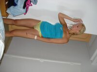 Young amateur couple on holidays