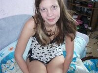 Hot girlfriend flashed at home