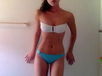 Sexy girlfriend selfshot nudes