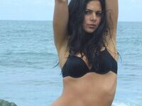 Young Italian model tricked by her photographer