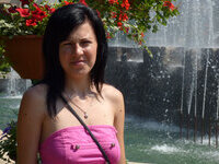 Amateur couple share private porn pics