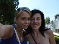 Amateur couple share private porn pics