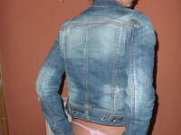 Amateur couple share private porn pics