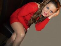 Slutty wife who loves fucking and big dicks