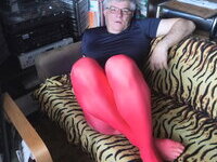MILAN HUSAR GAY PORNO
