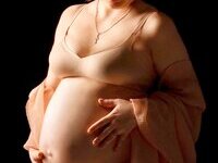 Мужья сливают голых жён 3/ Husbands leak naked wives 3