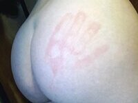 That women looks  absolutely cute