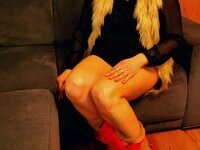 Beautiful amateur wife Karina shows off her cum-drenched pussy, pantyhose, and high heels