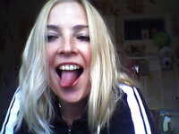 Голышом на всеобщее обозрение / Naked for all to see