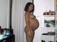 Pregnant babes spreading wide