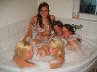 A lot of babes taking a bath
