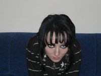 Emo babe showing off