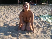 Stunning naked babes posing