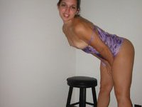 Flexible babe posing nude