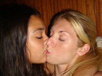 Girls love to make out