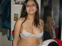 Indian babe showing off