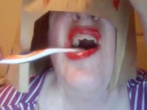 Play 'Pixie Woman Brushes Her Teeth With Cum'