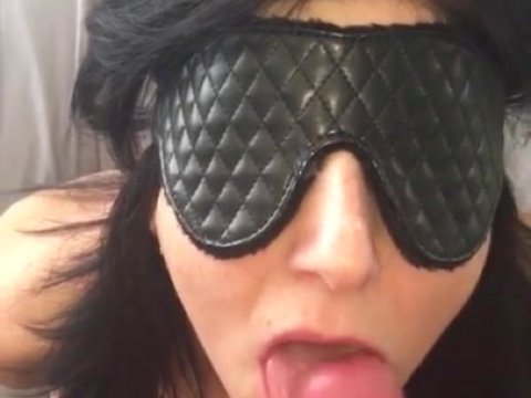 Play 'Bound girl does blowjob and gets cum in her mouth'