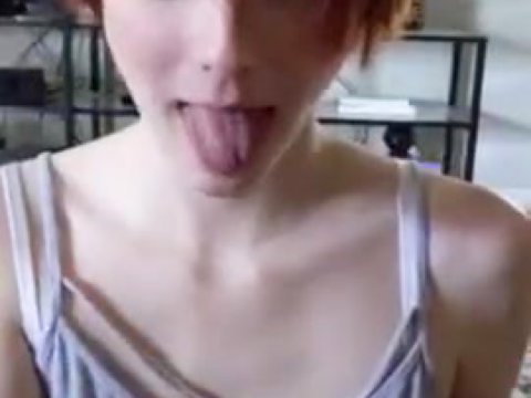 Play 'Blowjob from a redhead cutie and cum in mouth'