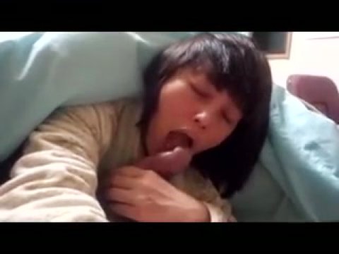 Play 'Blowjob compilation with Asian MILF'
