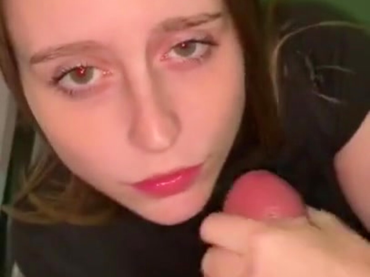 Play 'Sweet babe sucks my fat dick POV'