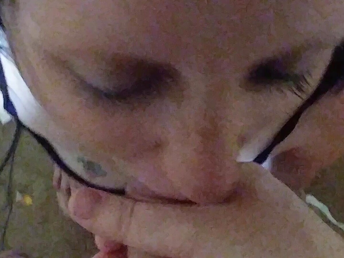 Play 'Amateur POV blowjob from a bitch'