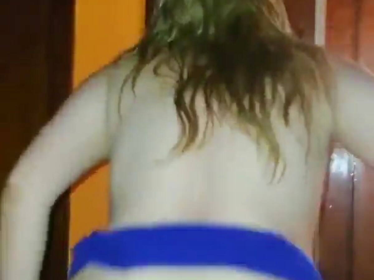 Play 'He bent me over and stretched my tight pussy deep'