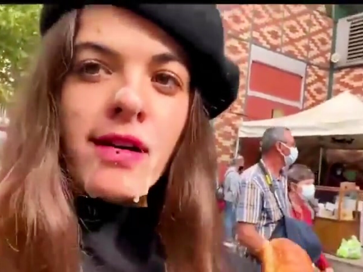 Play 'Public humiliation with his cum all over my face'