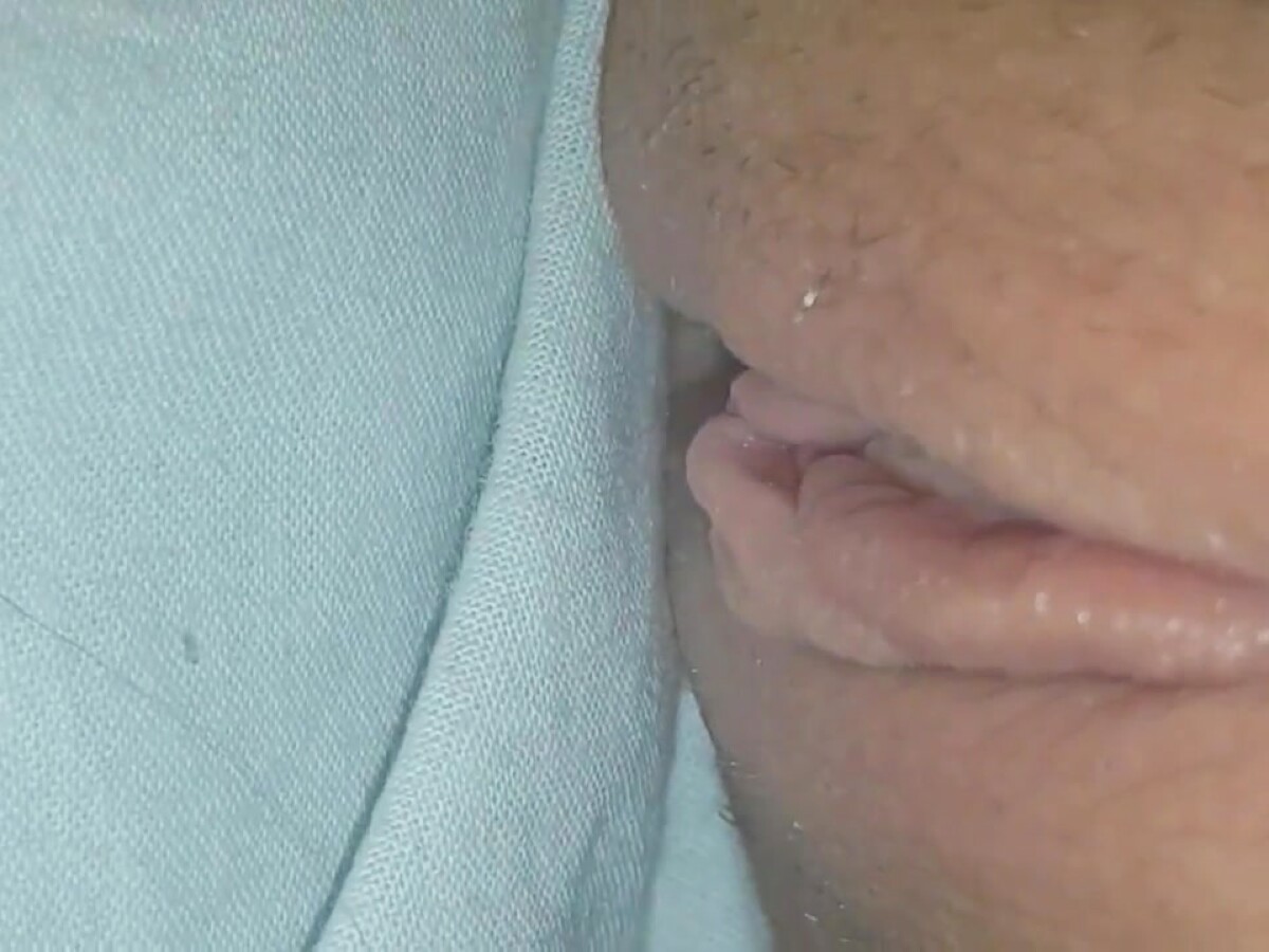 Play 'Her wet pussy drives me crazy. I can't resist the temptation to touch it with my fingers.'