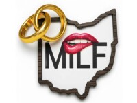 Mrs Ohio MILF vs Dildo
